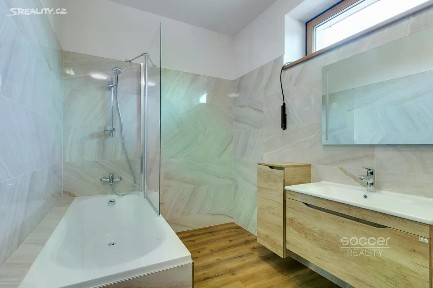 Pronájem bytu 3+kk 75 m² Třebešovská, Praha - Horní Počernice