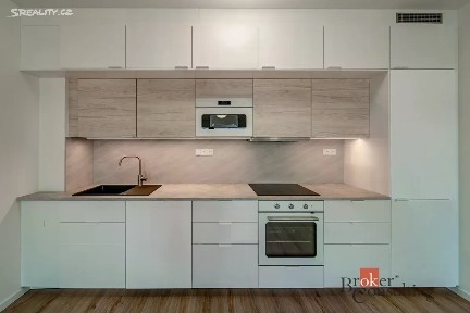 Prodej bytu 2+kk 53 m² Ke Křížku, Kladno - Dubí