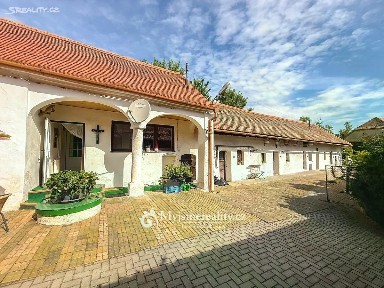 Prodej rodinného domu 130 m², pozemek 3218 m² Slup