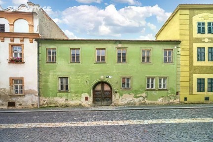 Prodej činžovního domu 1974 m² Velká Mikulášská, Znojmo