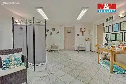 Pronájem obchodního prostoru 120 m²