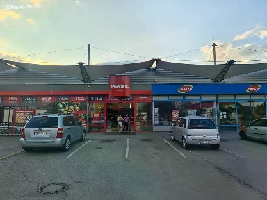 Pronájem obchodního prostoru 367 m²