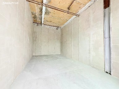 Pronájem obchodního prostoru 28 m² V olšinách, Praha - Strašnice