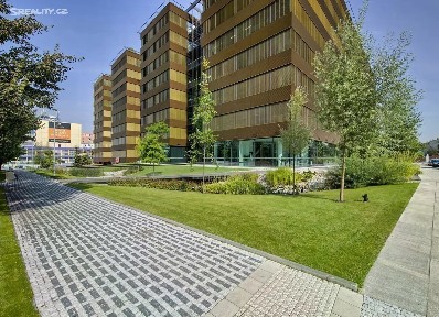 Pronájem kanceláře 915 m² Vyskočilova, Praha - Michle
