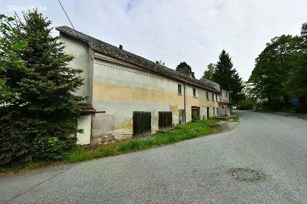 Prodej komerční nemovitosti 700 m² Přepeře