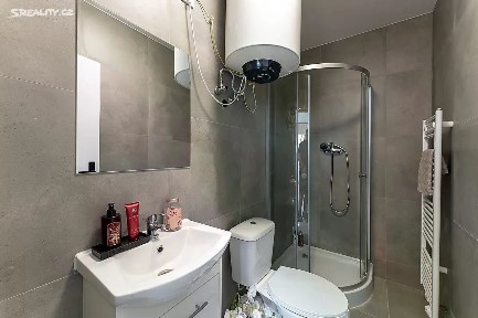 Pronájem bytu pokoje 18 m² Na břevnovské pláni, Praha - Břevnov