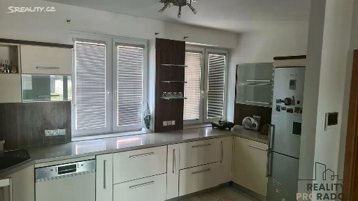 Pronájem rodinného domu 120 m², pozemek 314 m² Rohatec