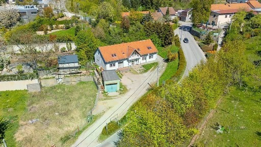 Prodej výrobní haly, prostoru 150 m²