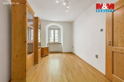 Prodej bytu 3+1 56 m² Hradební, Cheb