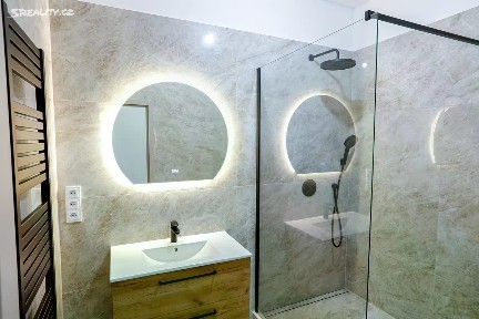 Prodej bytu 2+kk 54 m² Dělnická, Praha - Holešovice