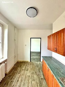 Prodej bytu 2+1 50 m² Spořická, Chomutov
