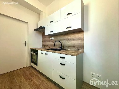Pronájem bytu 1+1 31 m² Rejskova, Olomouc - Hodolany
