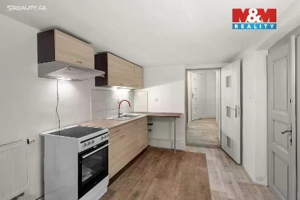 Pronájem bytu 1+1 35 m² Chržínská, Velvary