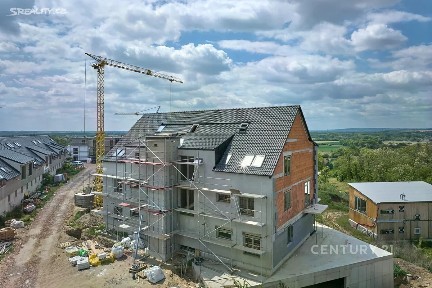 Prodej bytu 2+kk 43 m² Hodonice