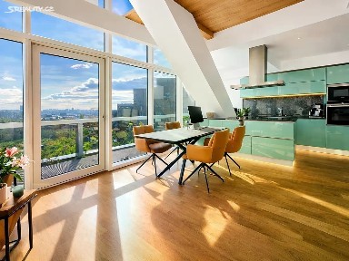 Pronájem bytu atypický 172 m² Gabrielská, Praha - Smíchov