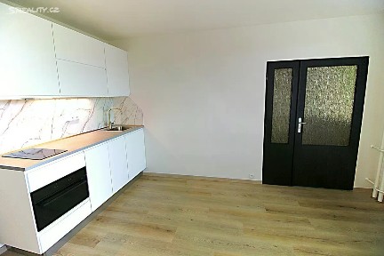 Prodej bytu 2+kk 40 m² Jílovská, Praha - Lhotka