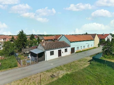 Prodej rodinného domu 188 m², pozemek 444 m²