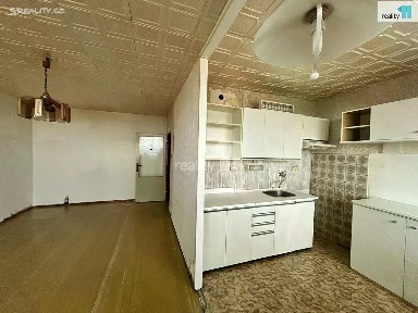 Prodej bytu 3+1 73 m² Běluňská, Praha - Horní Počernice