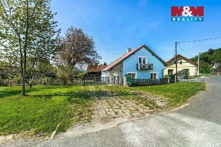 Prodej rodinného domu 101 m², pozemek 1882 m²