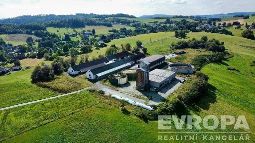 Prodej výrobní haly, prostoru 100 m²