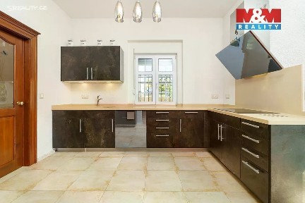 Prodej rodinného domu 119 m², pozemek 323 m²