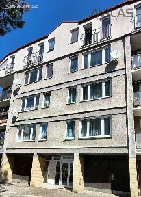 Prodej bytu 3+1 66 m² Na Tržišti, Benešov