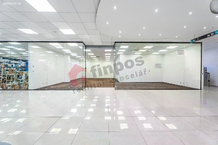 Pronájem obchodního prostoru 77 m²