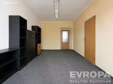 Pronájem kanceláře 67 m²