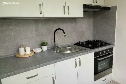 Pronájem bytu 3+1 61 m²