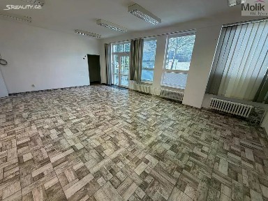 Pronájem kanceláře 84 m²