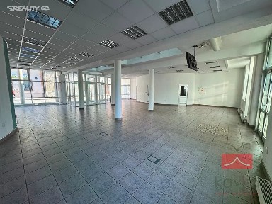 Pronájem komerční nemovitosti 250 m²