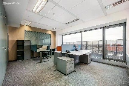 Pronájem kanceláře 526 m² Vinohradská, Praha - Vinohrady