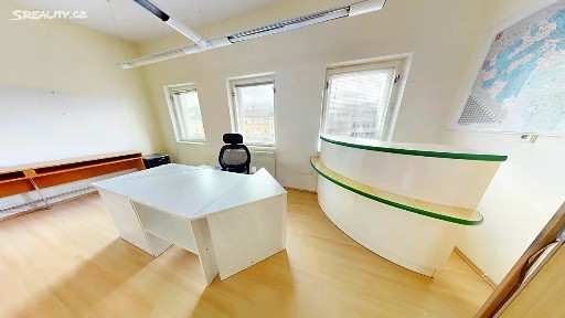 Pronájem kanceláře 81 m²
