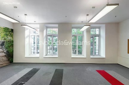Pronájem kanceláře 127 m² Radlická, Praha - Smíchov