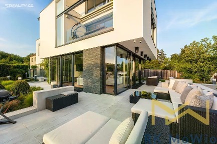 Prodej vily 830 m², pozemek 1326 m² Praha - Stodůlky