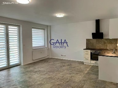 Pronájem bytu 1+kk 40 m² Moravní, Rohatec