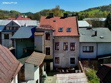 Prodej činžovního domu 204 m²