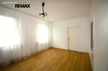 Pronájem bytu 3+1 67 m² K Háječku, Písek - Hradiště