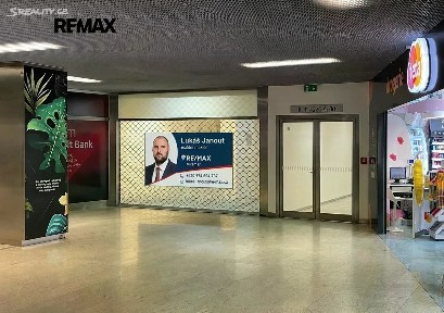 Pronájem obchodního prostoru 84 m²