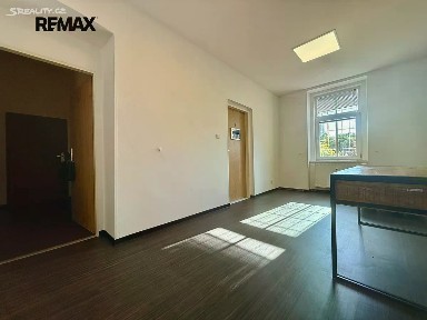 Plzeň, Plzeň-město, Jižní Předměstí, Radobyčická, 7