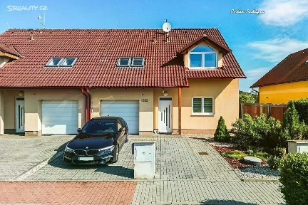 Sadová, Pohořelice