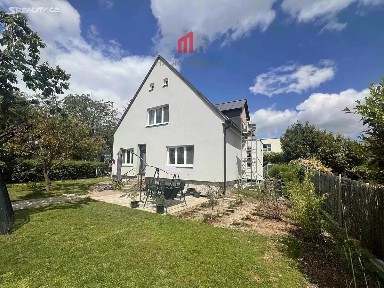 Prodej rodinného domu 150 m², pozemek 720 m² Praha - Slivenec