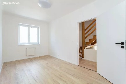 Prodej rodinného domu 150 m², pozemek 143 m² Slunečnicová, Praha - Záběhlice