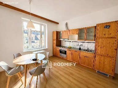 Prodej bytu 2+kk 76 m² Pražská třída, Hradec Králové - Kukleny