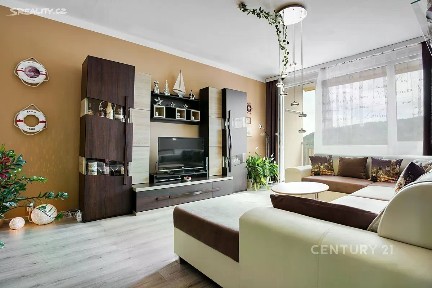 Pronájem bytu 3+1 64 m² Na Vyhlídce, Děčín - Děčín IX-Bynov