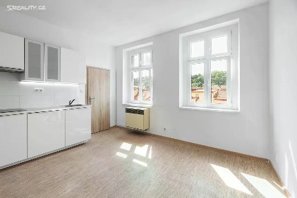 Prodej bytu 1+kk 23 m² Holečkova, Praha - Košíře