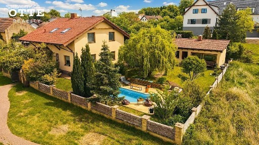 Prodej rodinného domu 248 m², pozemek 784 m² Tymákov