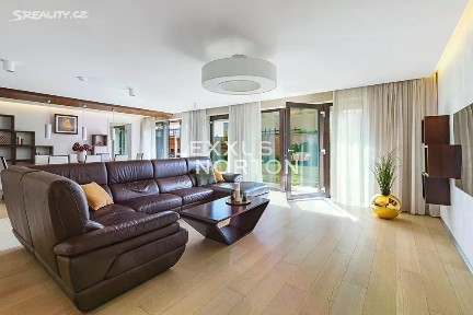 Prodej rodinného domu 322 m², pozemek 528 m² Na Bohdalci, Praha - Michle