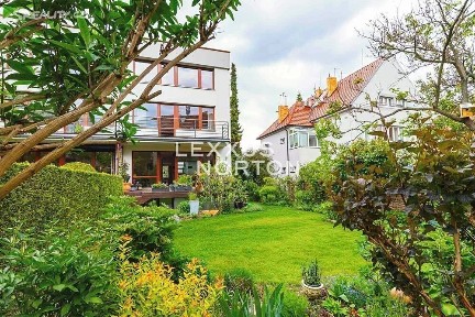 Prodej rodinného domu 278 m², pozemek 323 m² U páté baterie, Praha - Břevnov