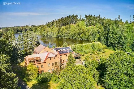 Prodej ubytovacího zařízení 1350 m² Želetava